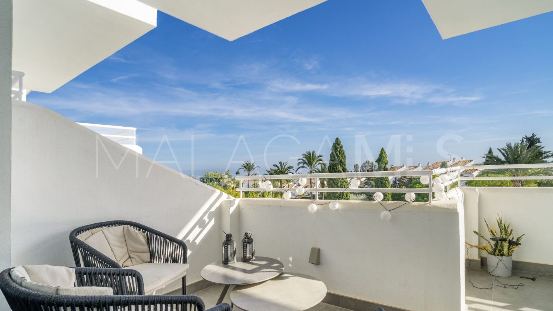 Lägenhet for sale in Royal Gardens