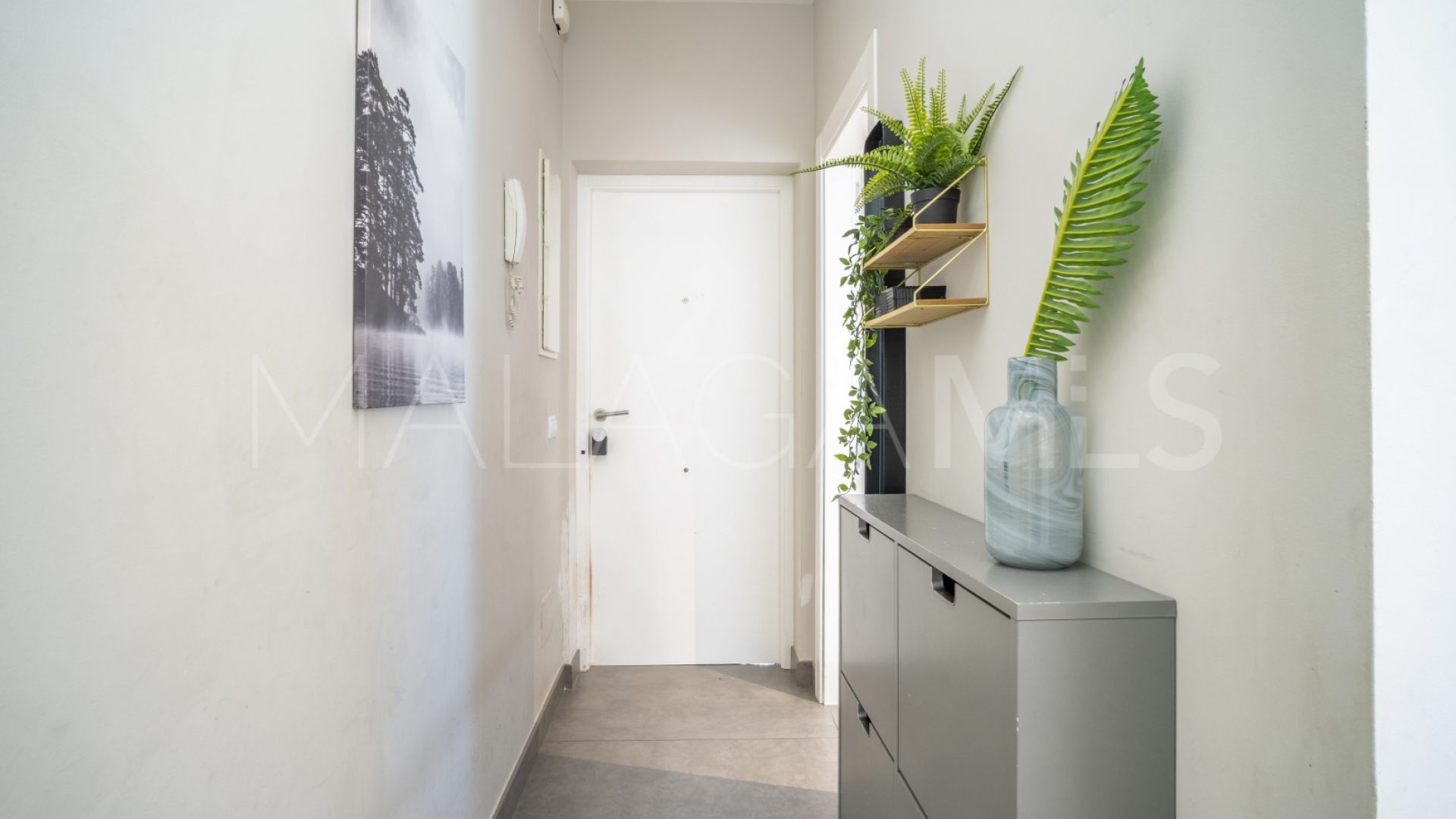 Lägenhet for sale in Royal Gardens