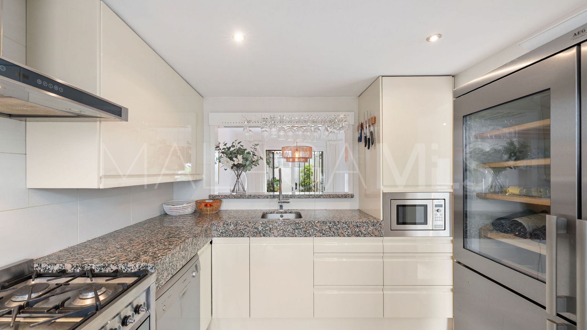 Se vende adosado with 4 bedrooms in Los Naranjos de Marbella