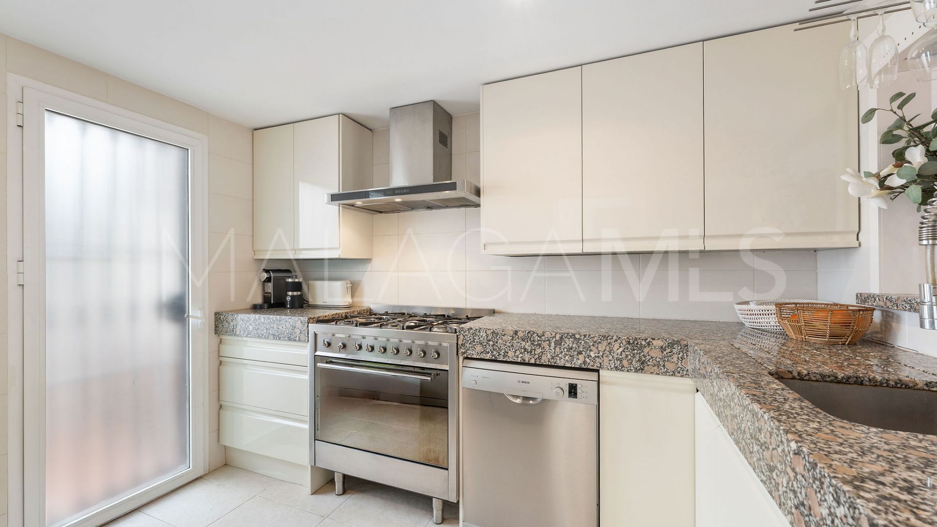 Se vende adosado with 4 bedrooms in Los Naranjos de Marbella