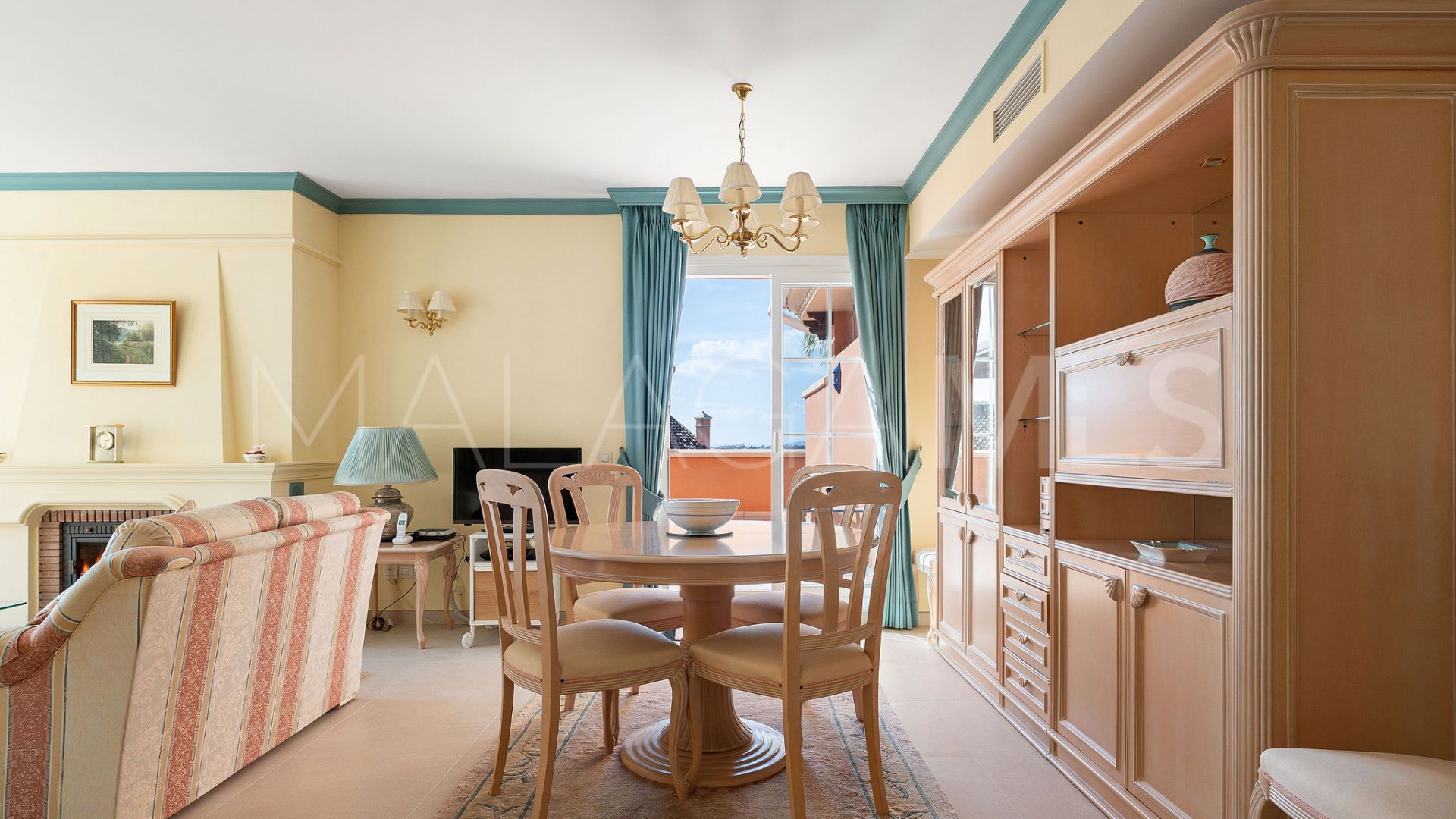 Buy 3 bedrooms duplex penthouse in Andalucia Alta