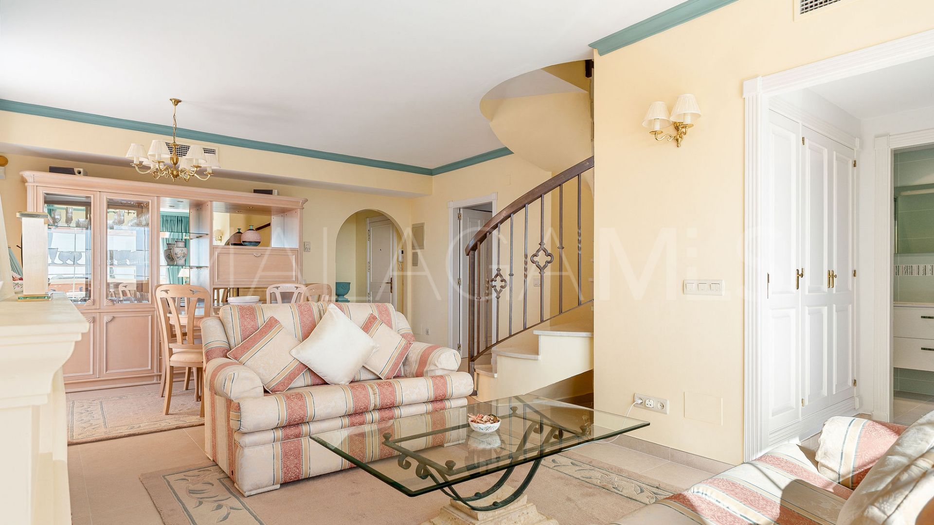 Buy 3 bedrooms duplex penthouse in Andalucia Alta