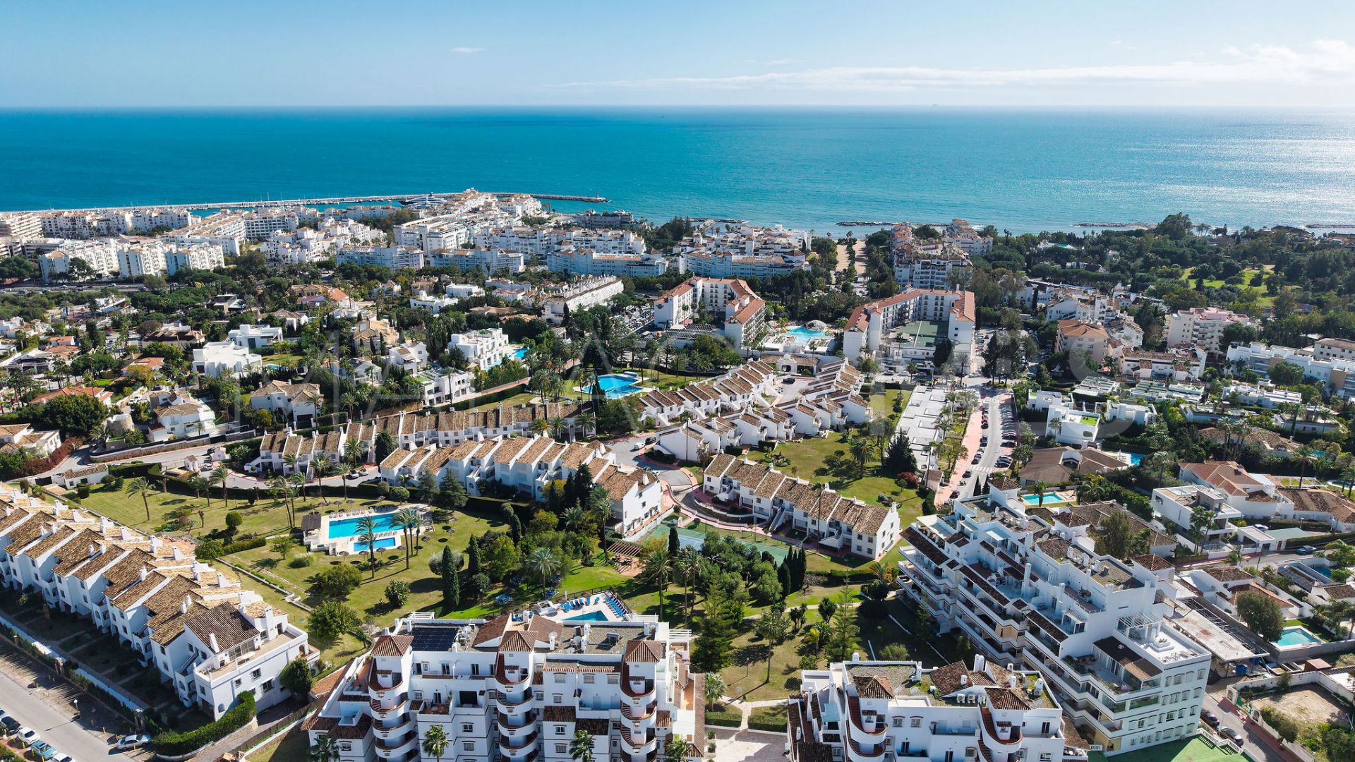 Wohnung for sale in Royal Gardens