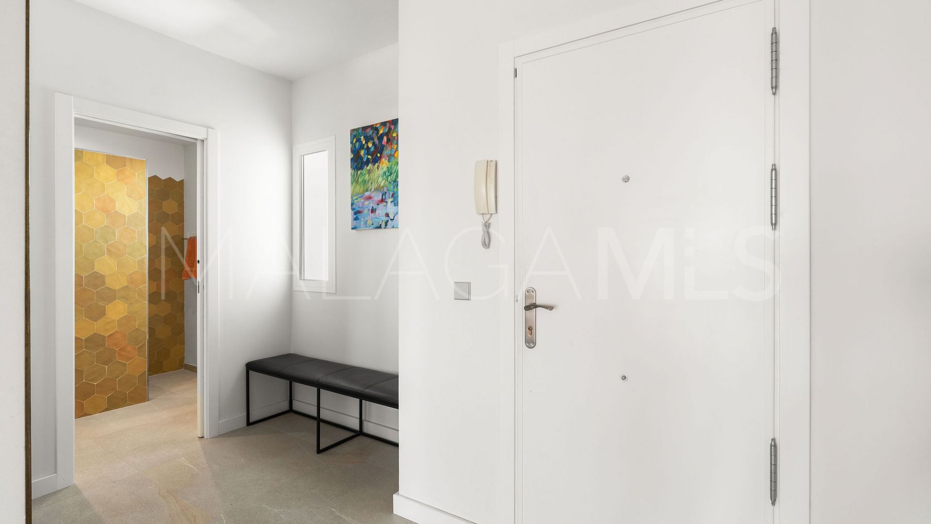 Wohnung for sale in Royal Gardens