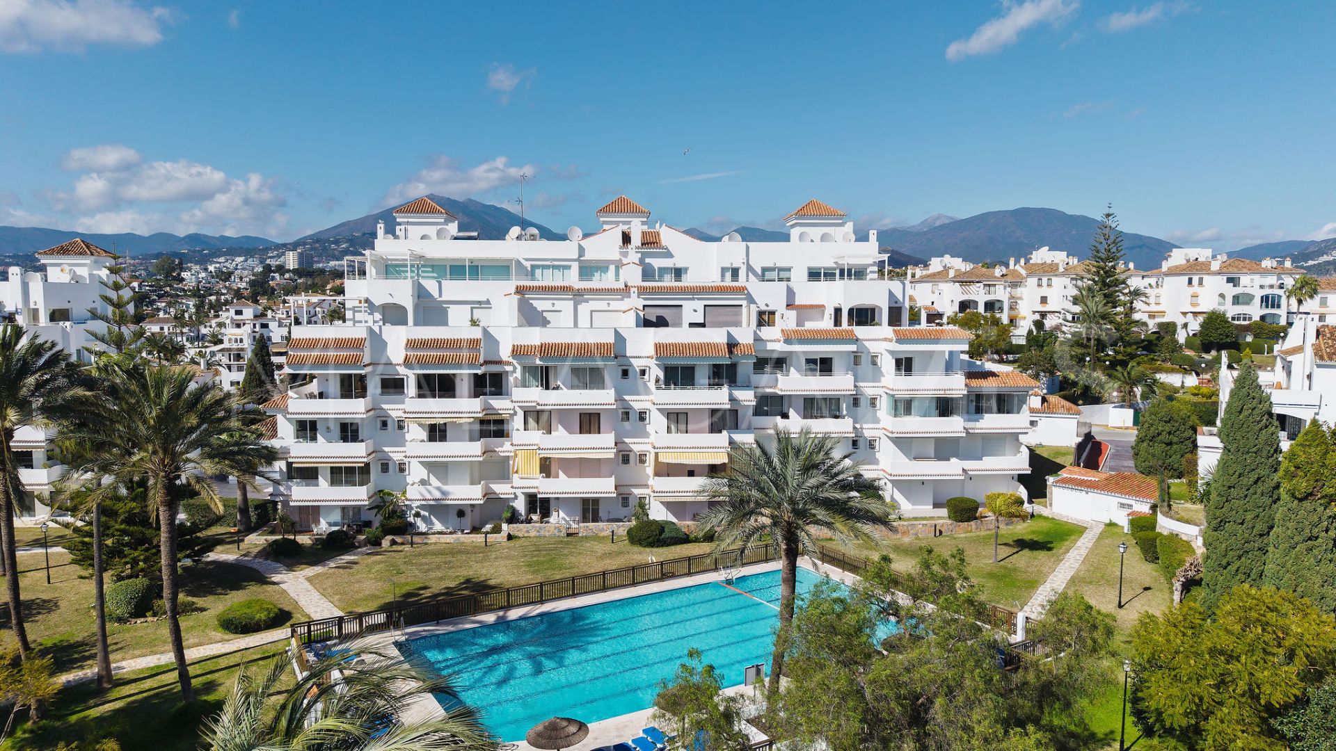 Wohnung for sale in Royal Gardens