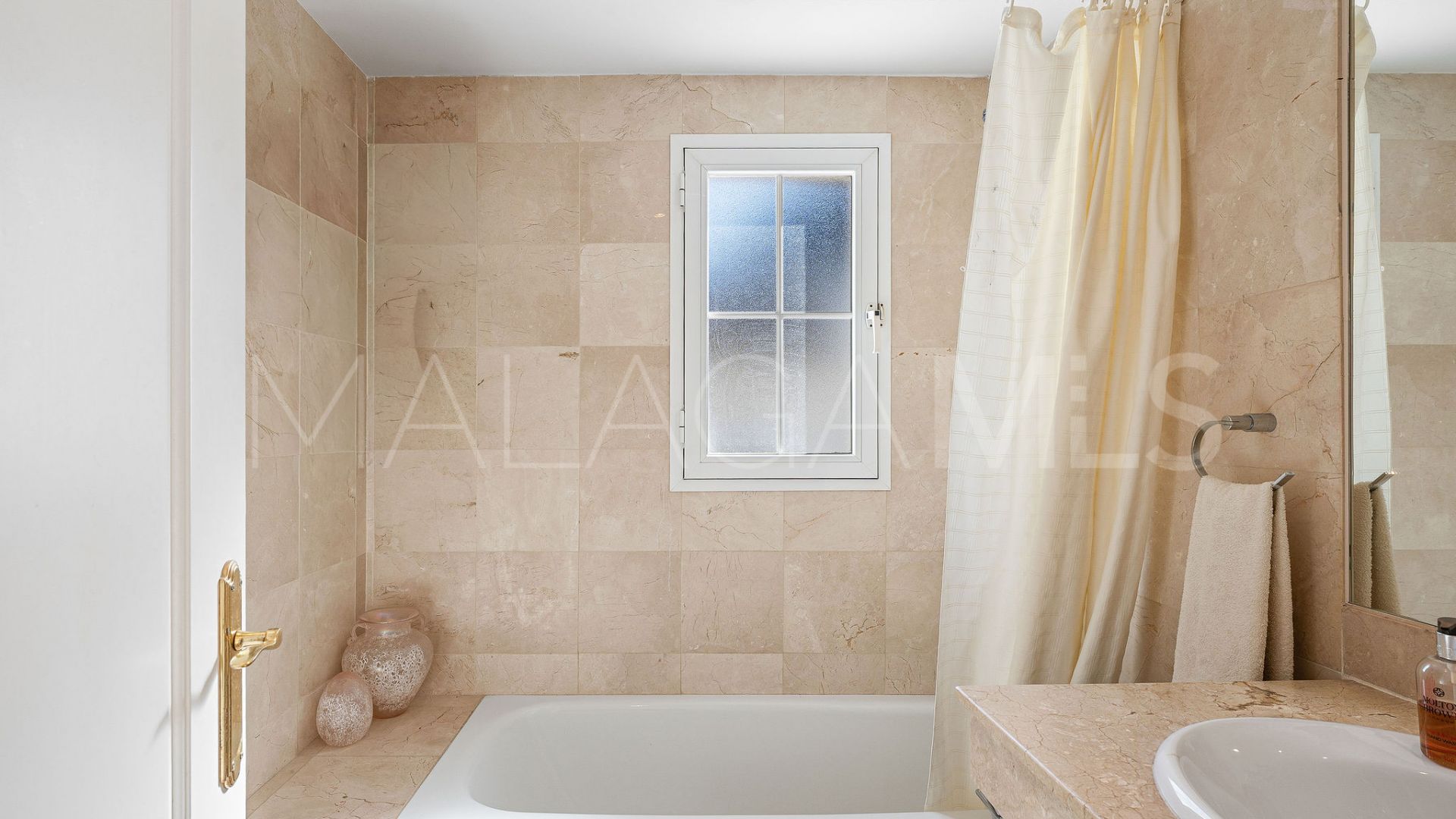 Radhus for sale in El Alcornoque