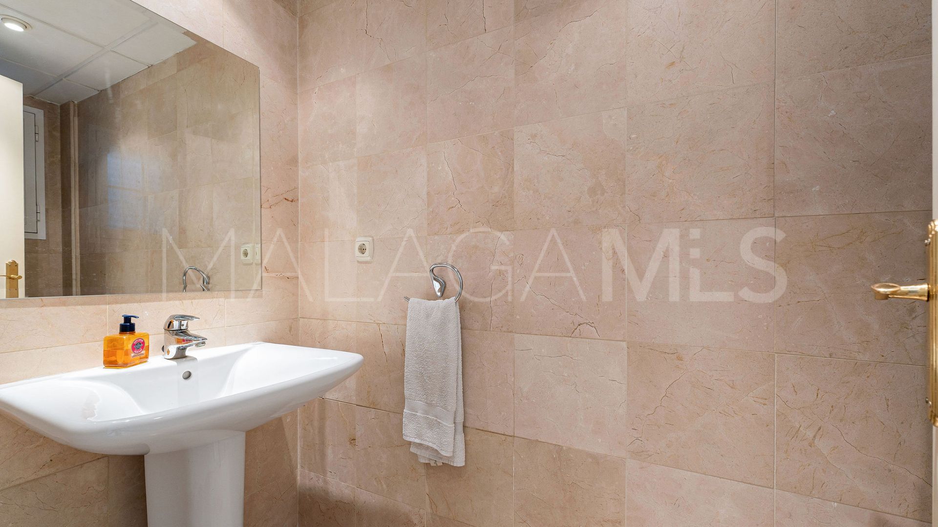 Radhus for sale in El Alcornoque