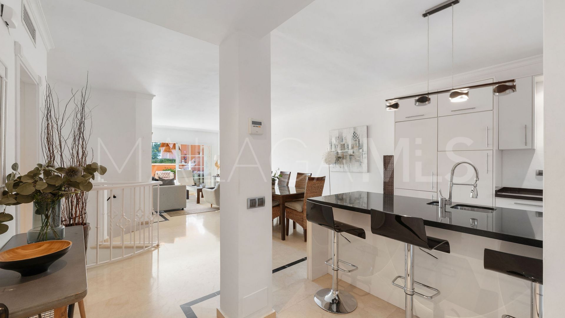 Buy duplex planta baja de 4 bedrooms in Andalucia Alta