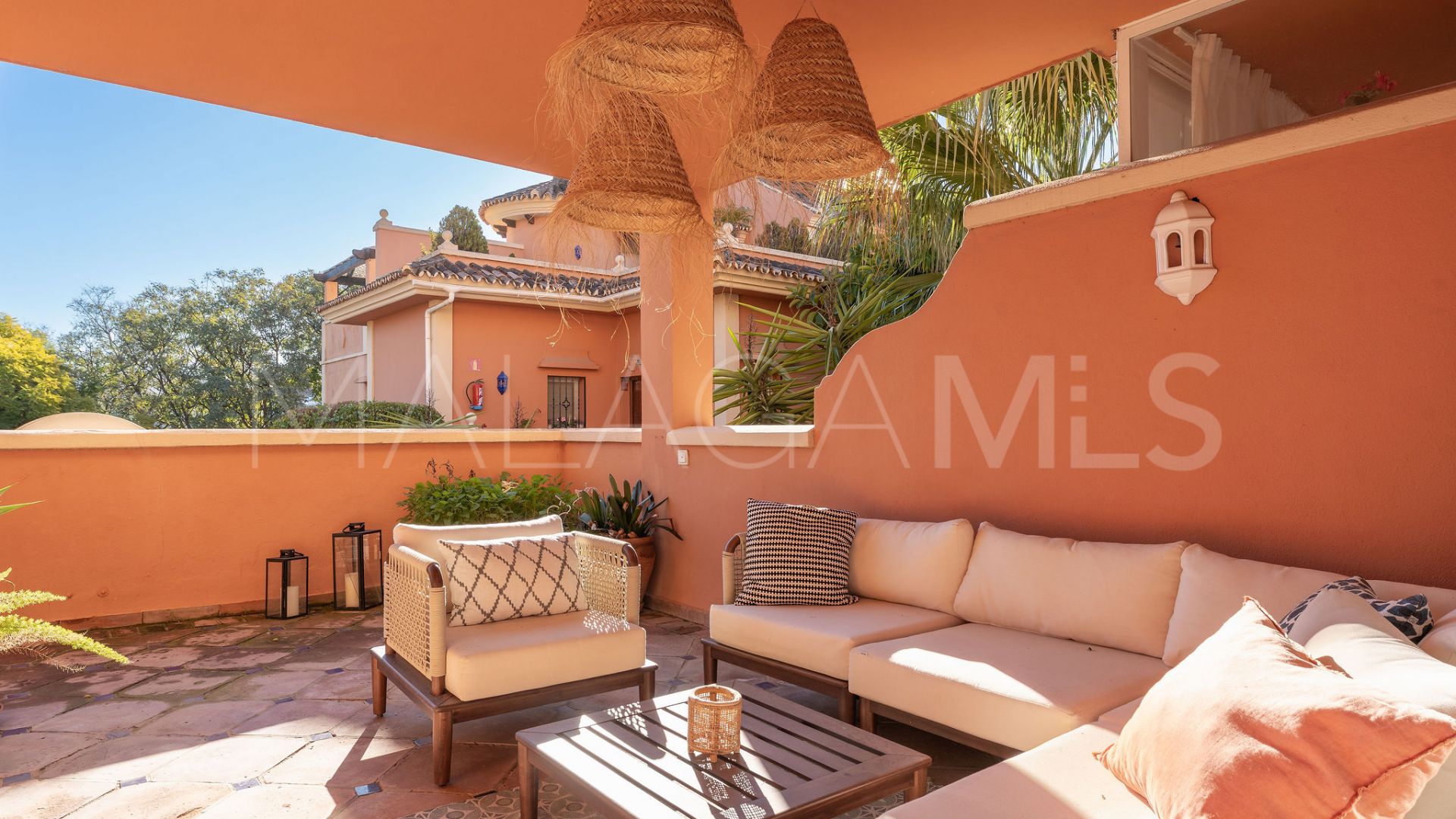 Buy duplex planta baja de 4 bedrooms in Andalucia Alta