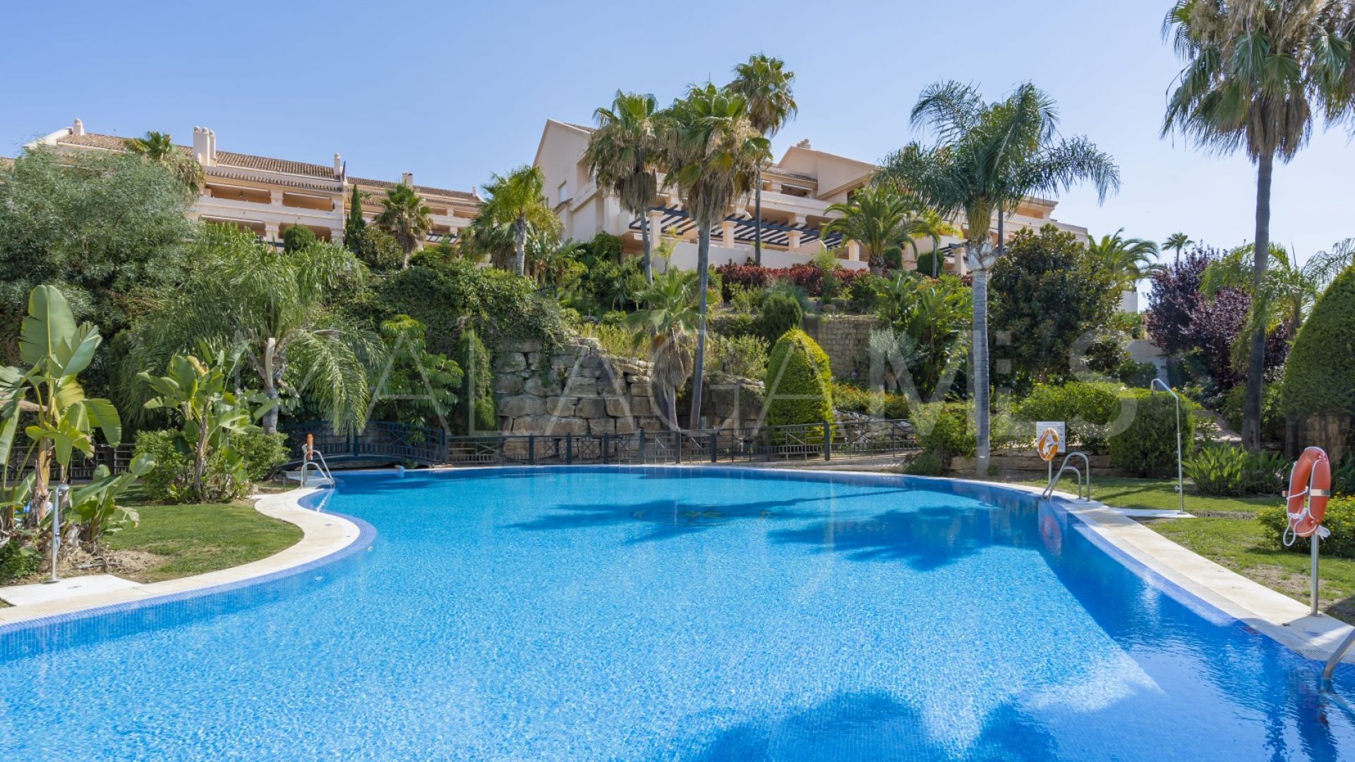 Ground floor apartment with 2 bedrooms for sale in Albatross Hill