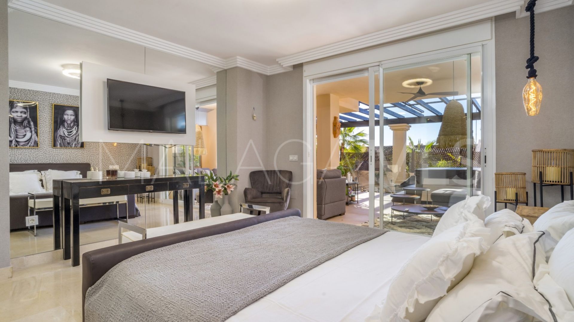 Ground floor apartment with 2 bedrooms for sale in Albatross Hill