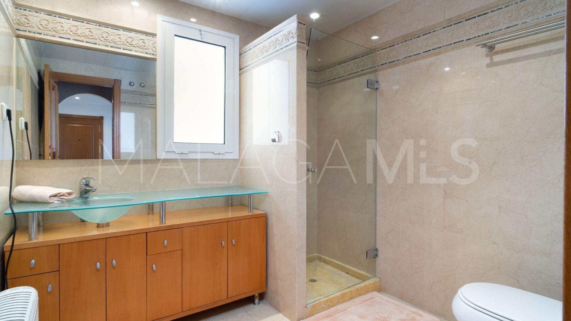 Buy apartamento in Aloha Mirasierra