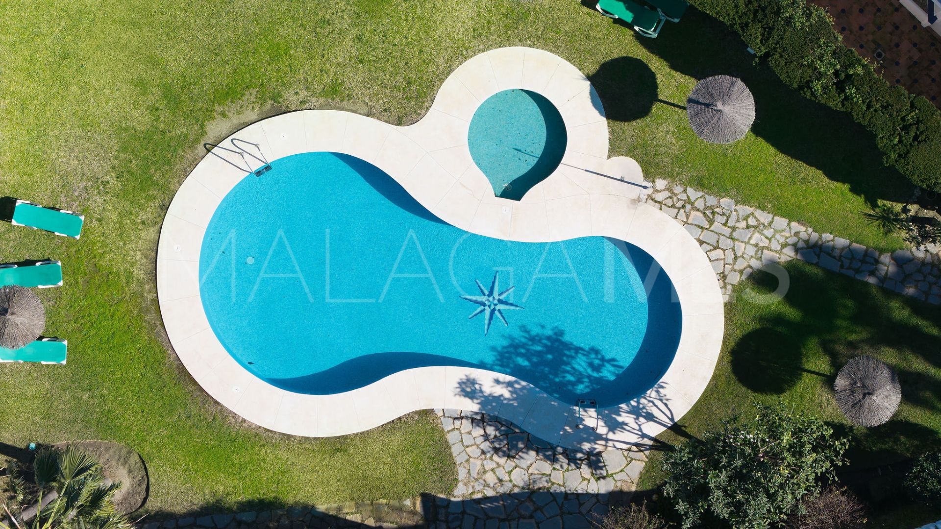 Ground floor duplex for sale in Las Lolas with 3 bedrooms