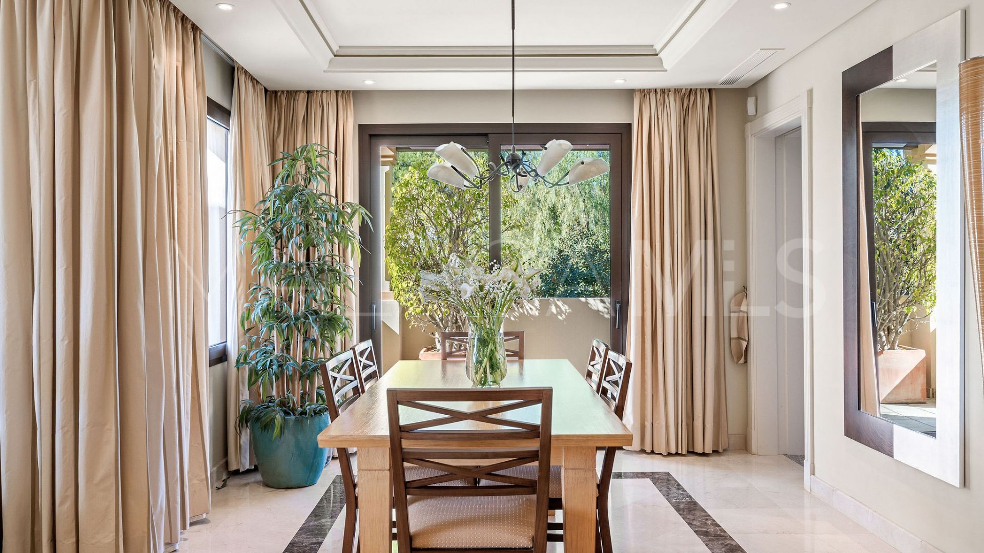 Lägenhet for sale in Aloha Park