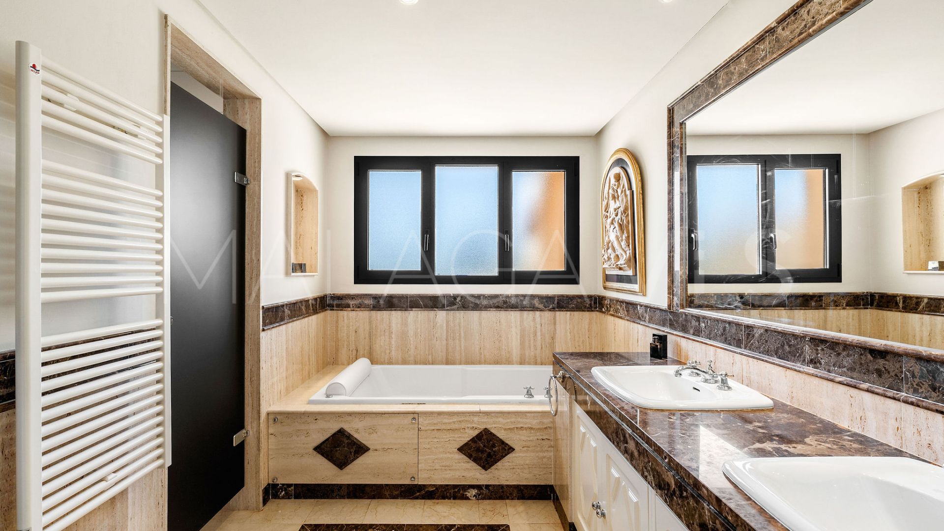 Lägenhet for sale in Aloha Park