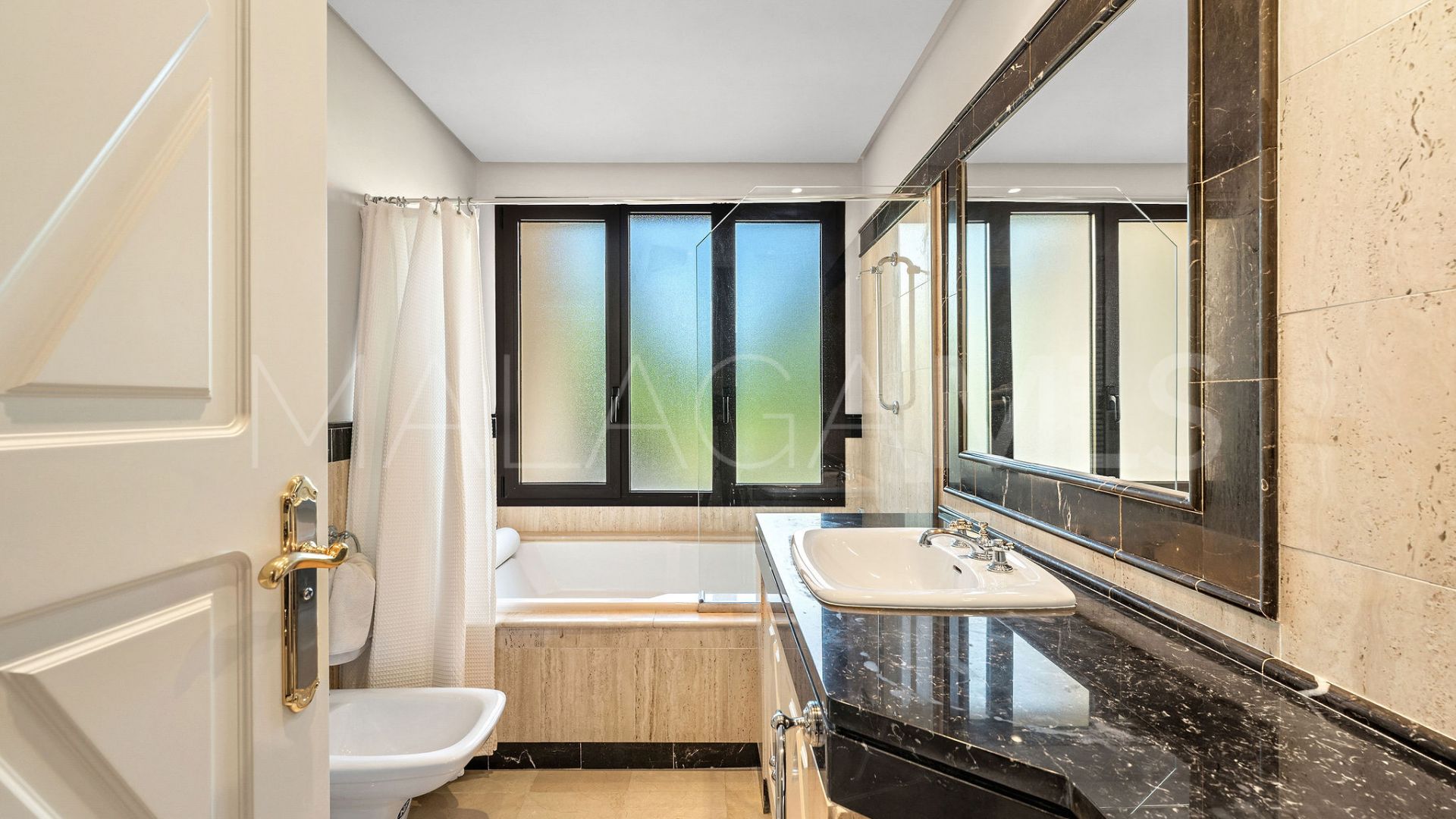 Lägenhet for sale in Aloha Park