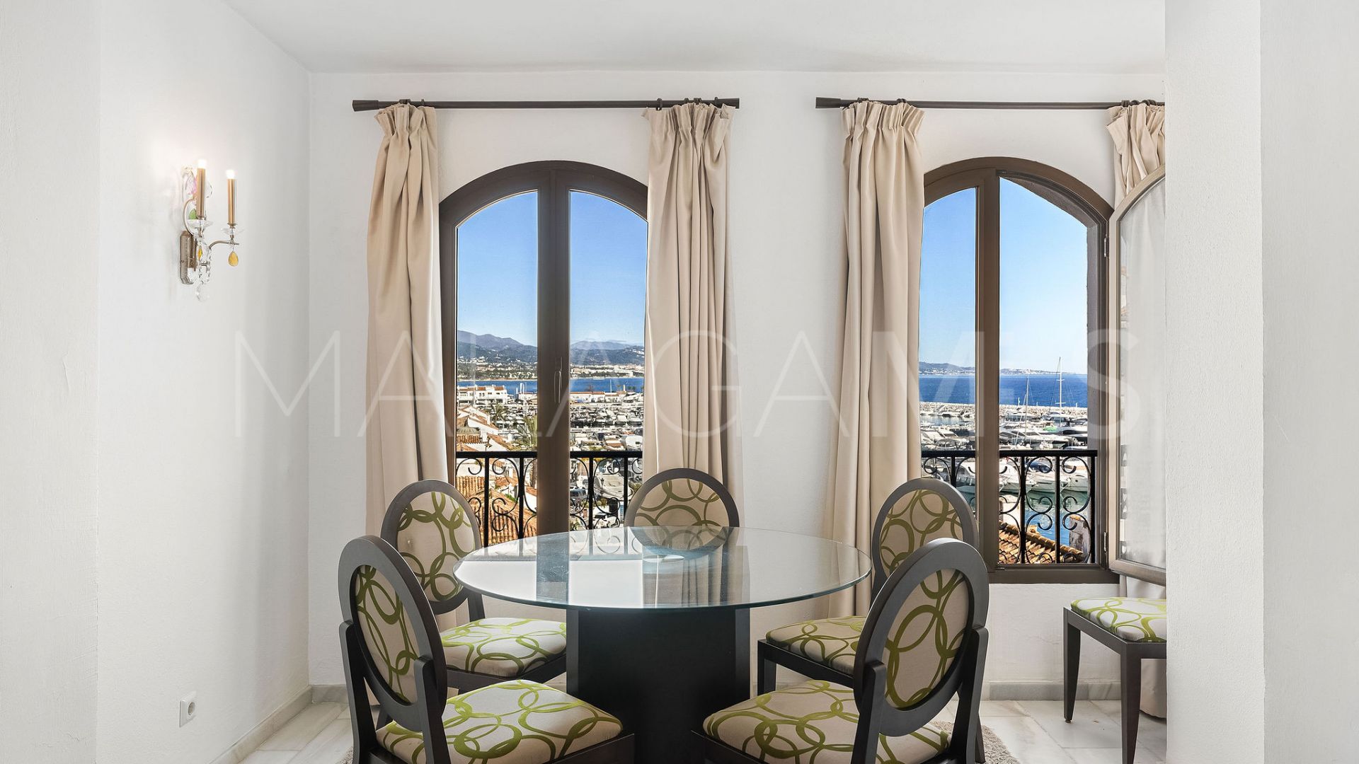 Lägenhet for sale in Benabola