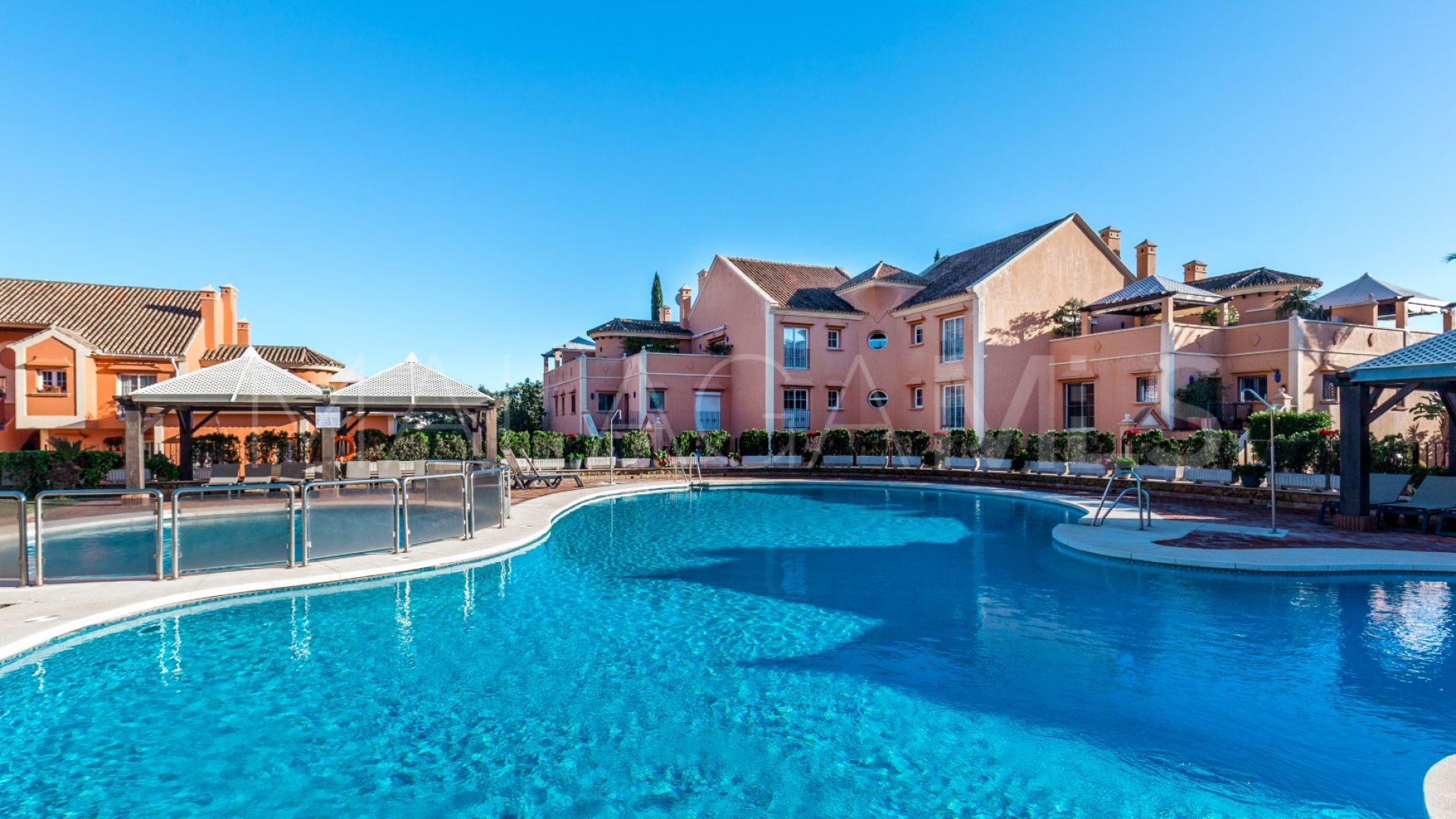 Appartement terrasse for sale in Andalucia Alta