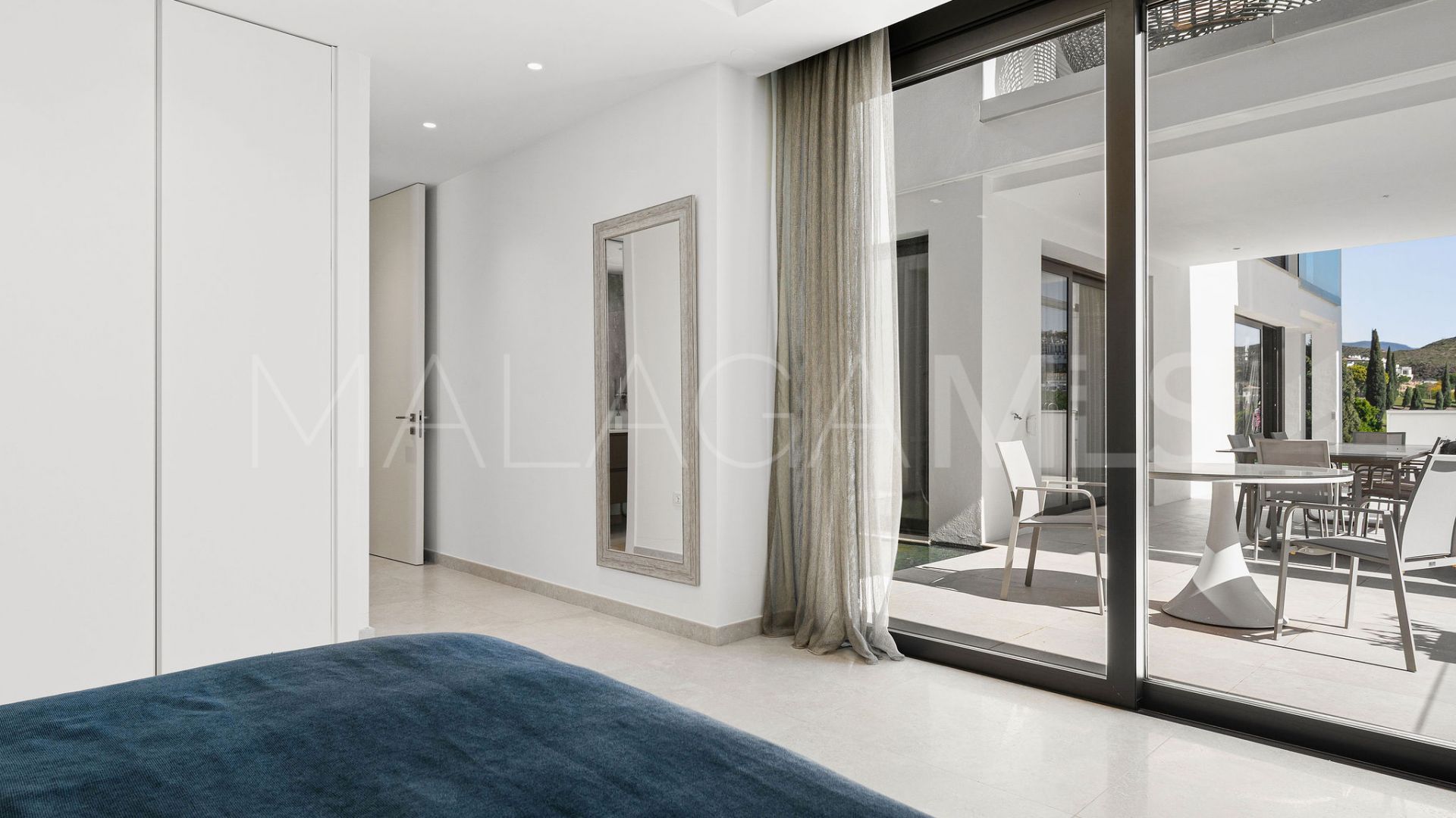 For sale 5 bedrooms villa in Los Flamingos