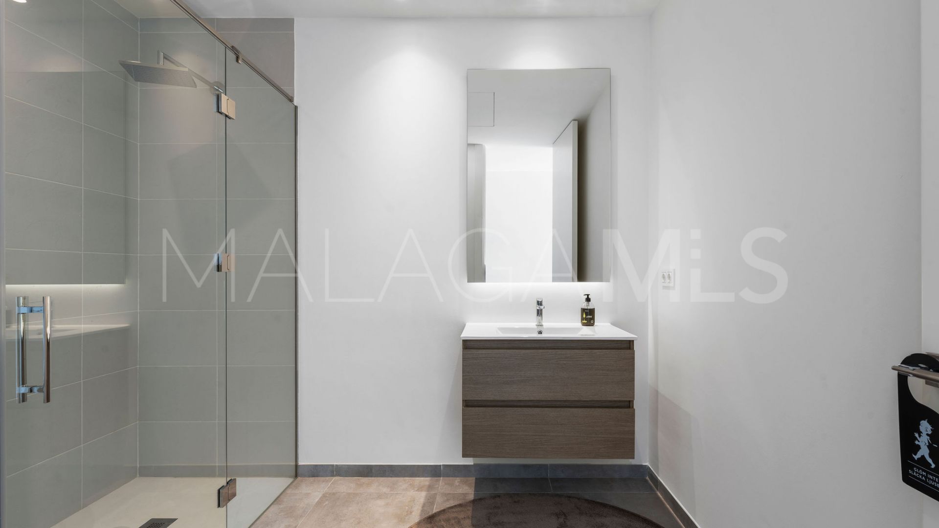 For sale 5 bedrooms villa in Los Flamingos