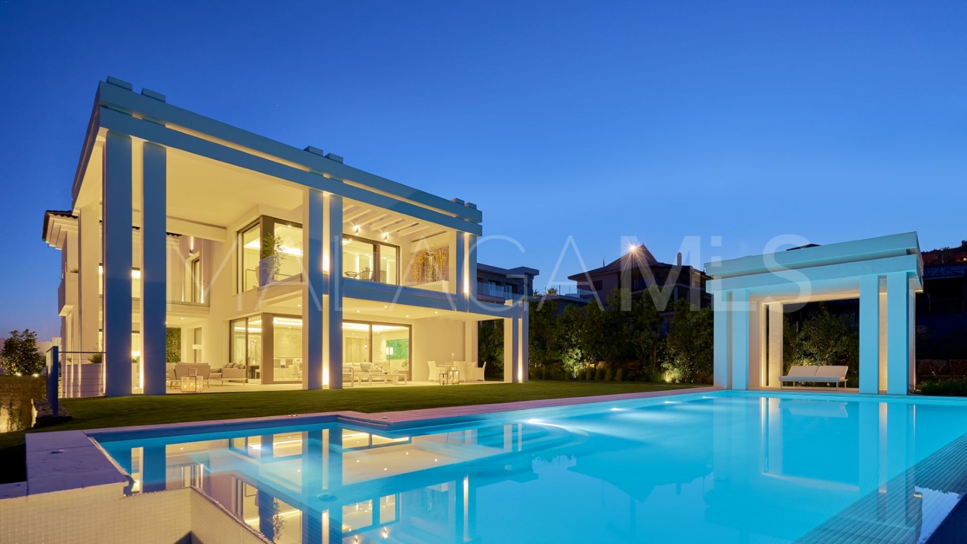 For sale 5 bedrooms villa in Los Flamingos