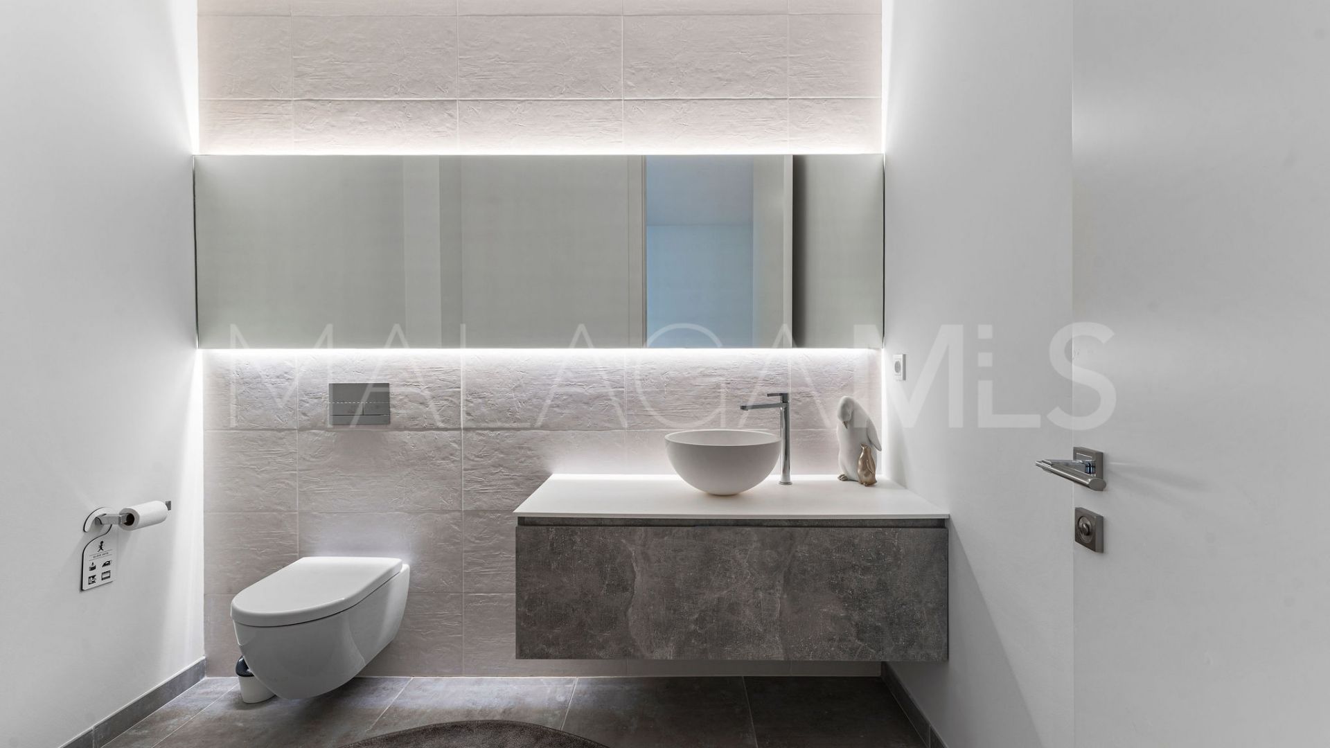 For sale 5 bedrooms villa in Los Flamingos