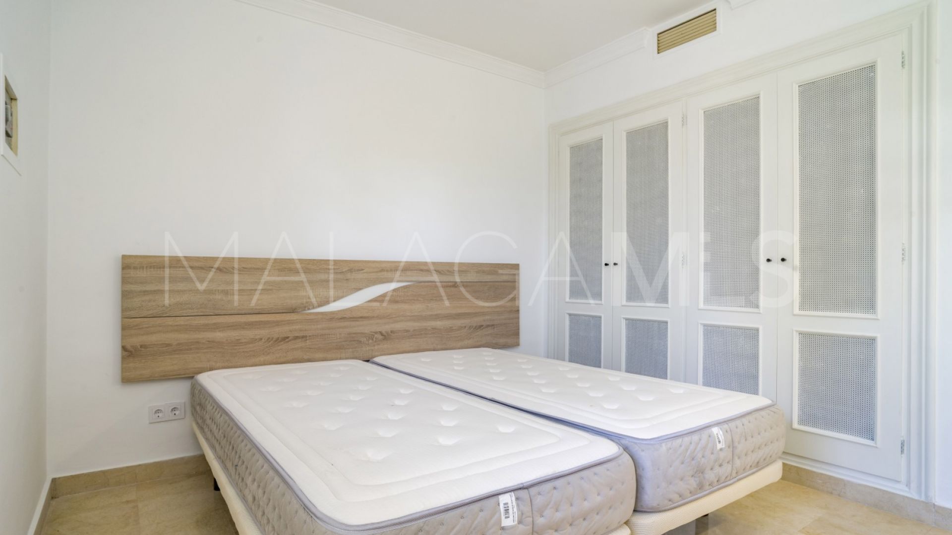 Aloha Gardens, apartamento planta baja with 2 bedrooms for sale