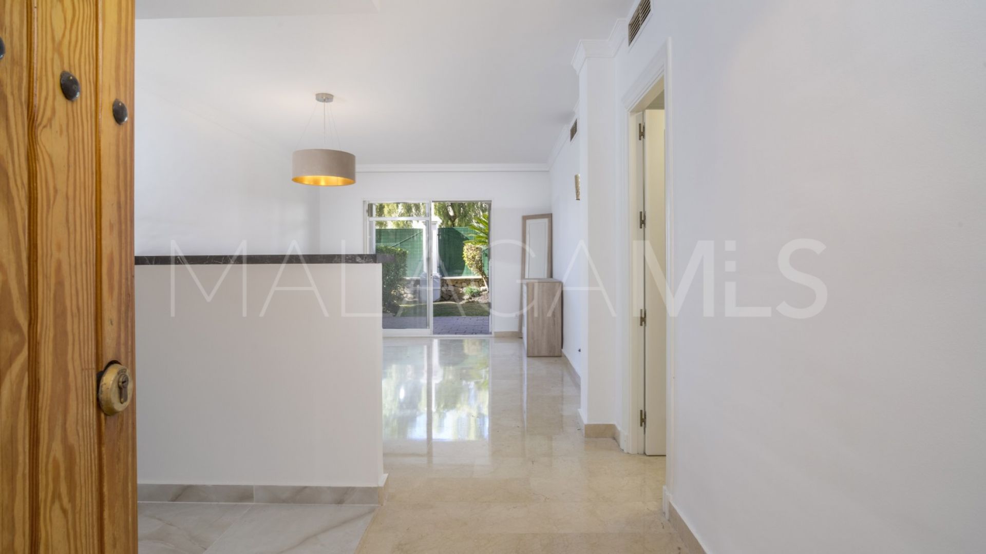 Aloha Gardens, apartamento planta baja with 2 bedrooms for sale