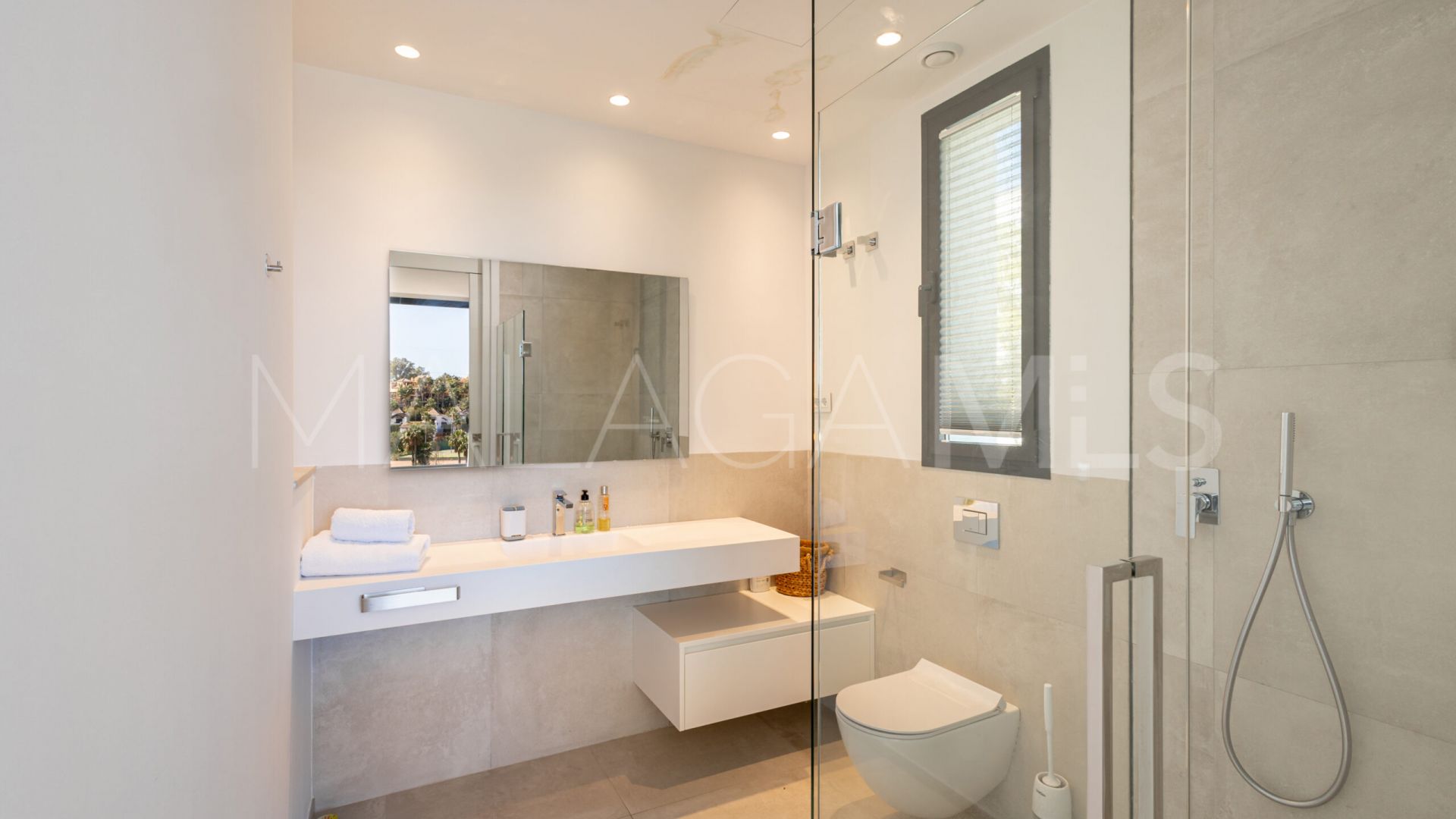 Villa for sale in Belfry