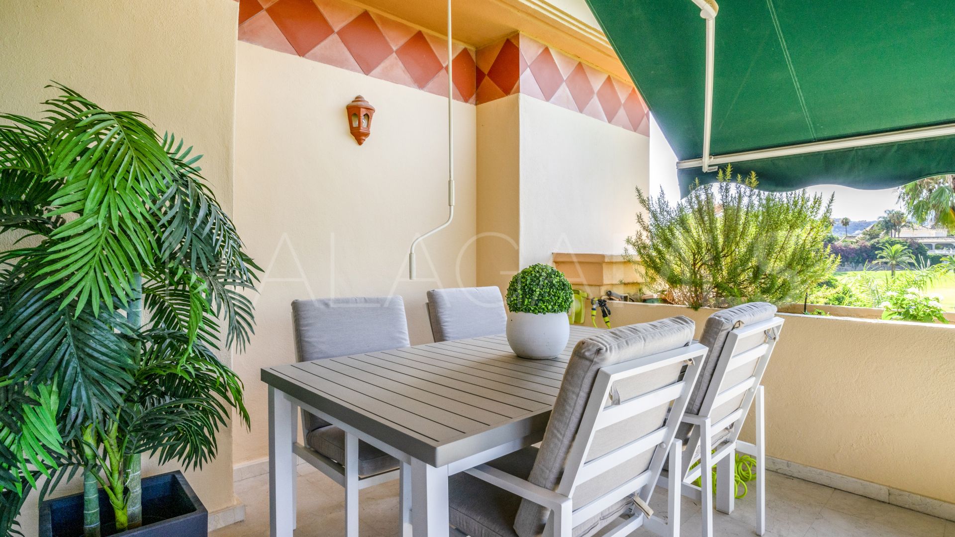 2 bedrooms duplex penthouse in Lorcrigolf for sale
