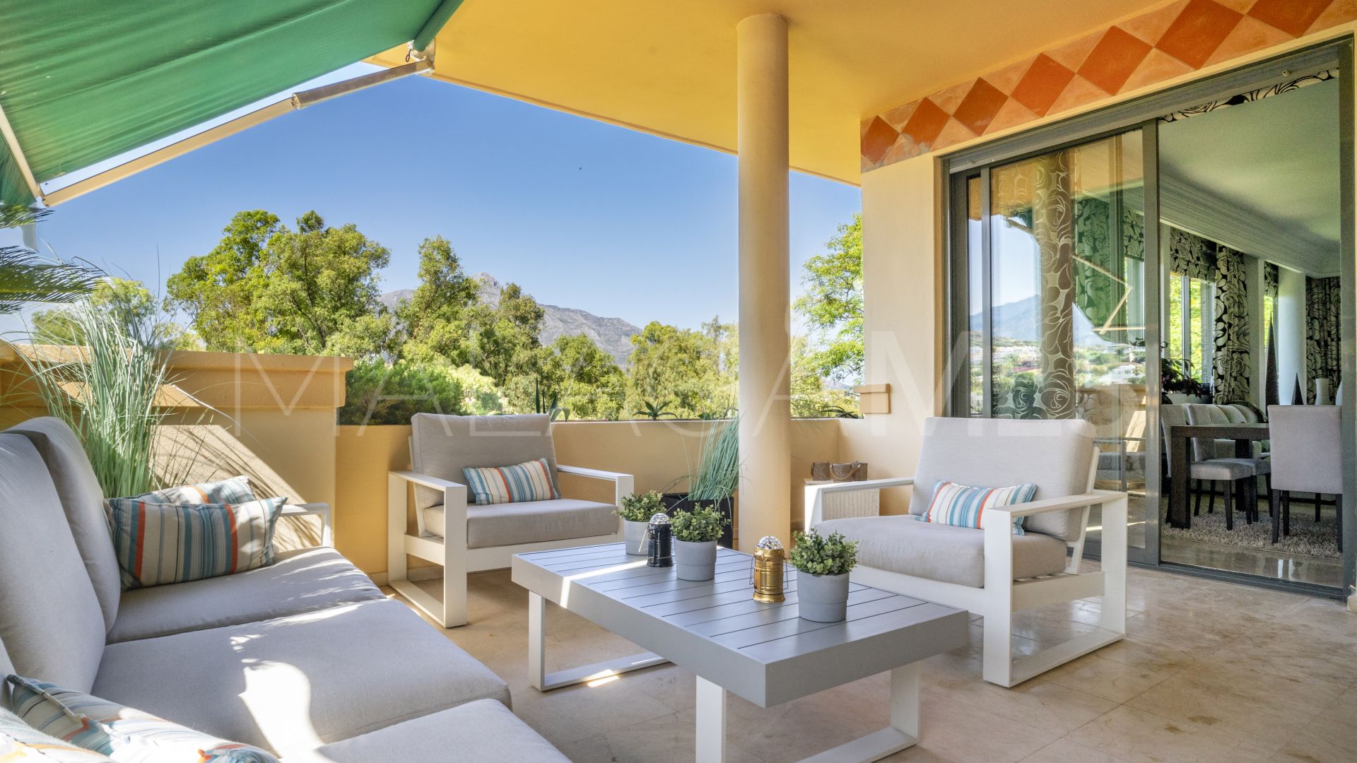 2 bedrooms duplex penthouse in Lorcrigolf for sale