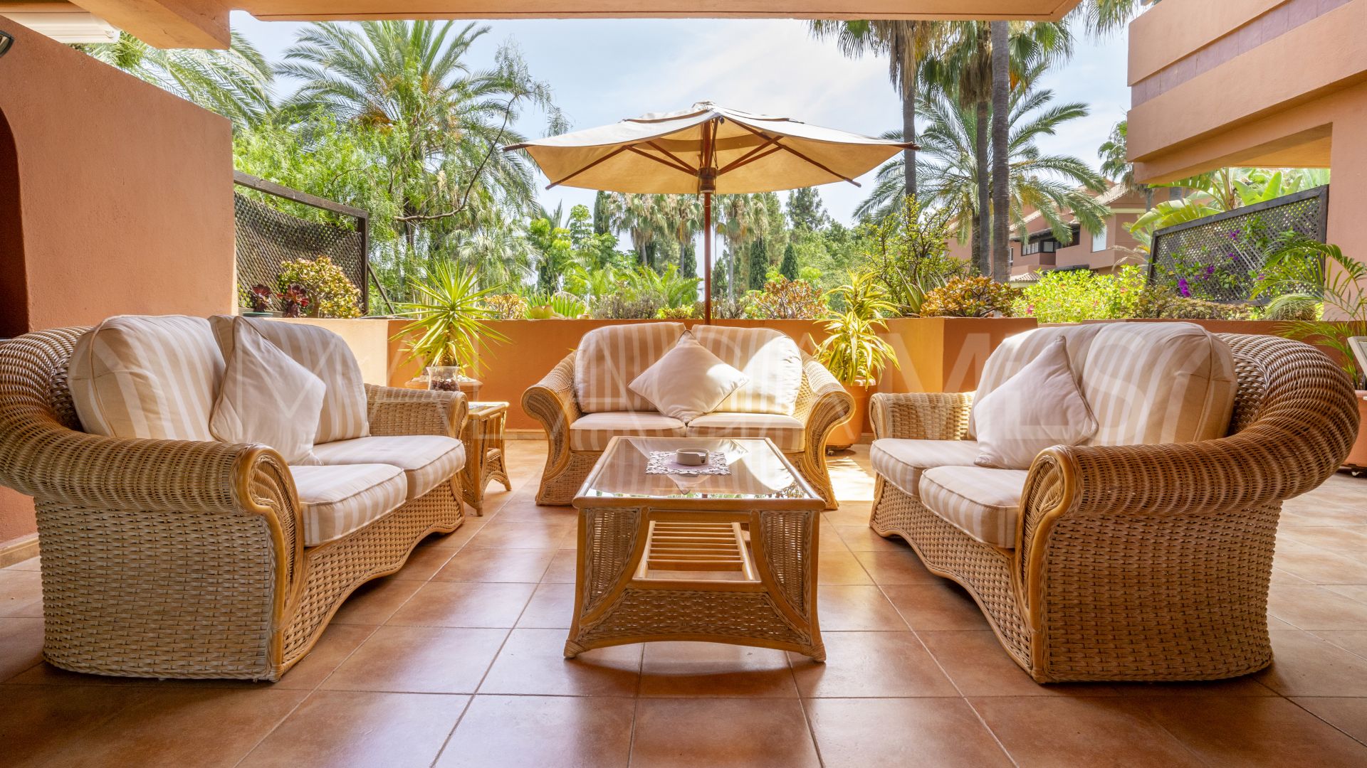 Buy El Embrujo Playa ground floor apartment