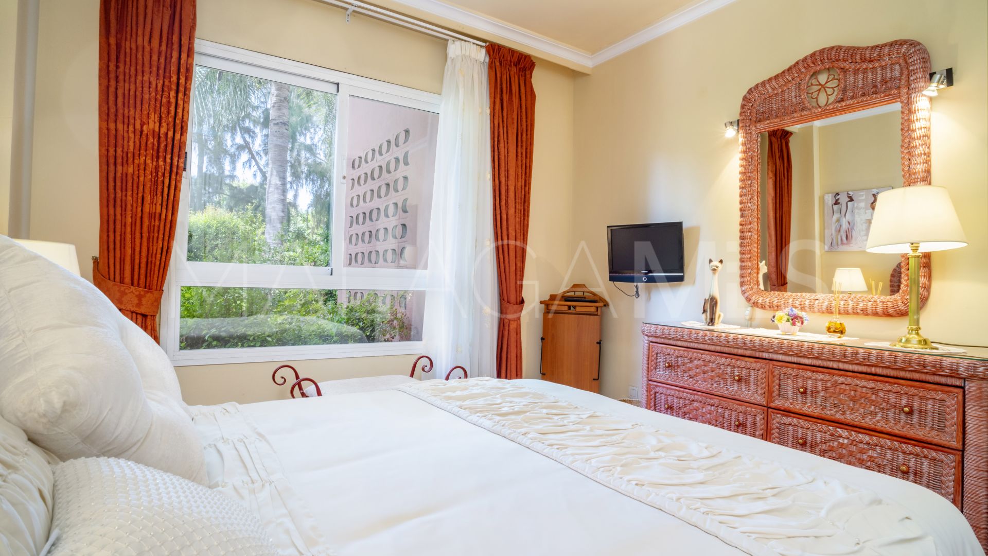 Buy El Embrujo Playa ground floor apartment