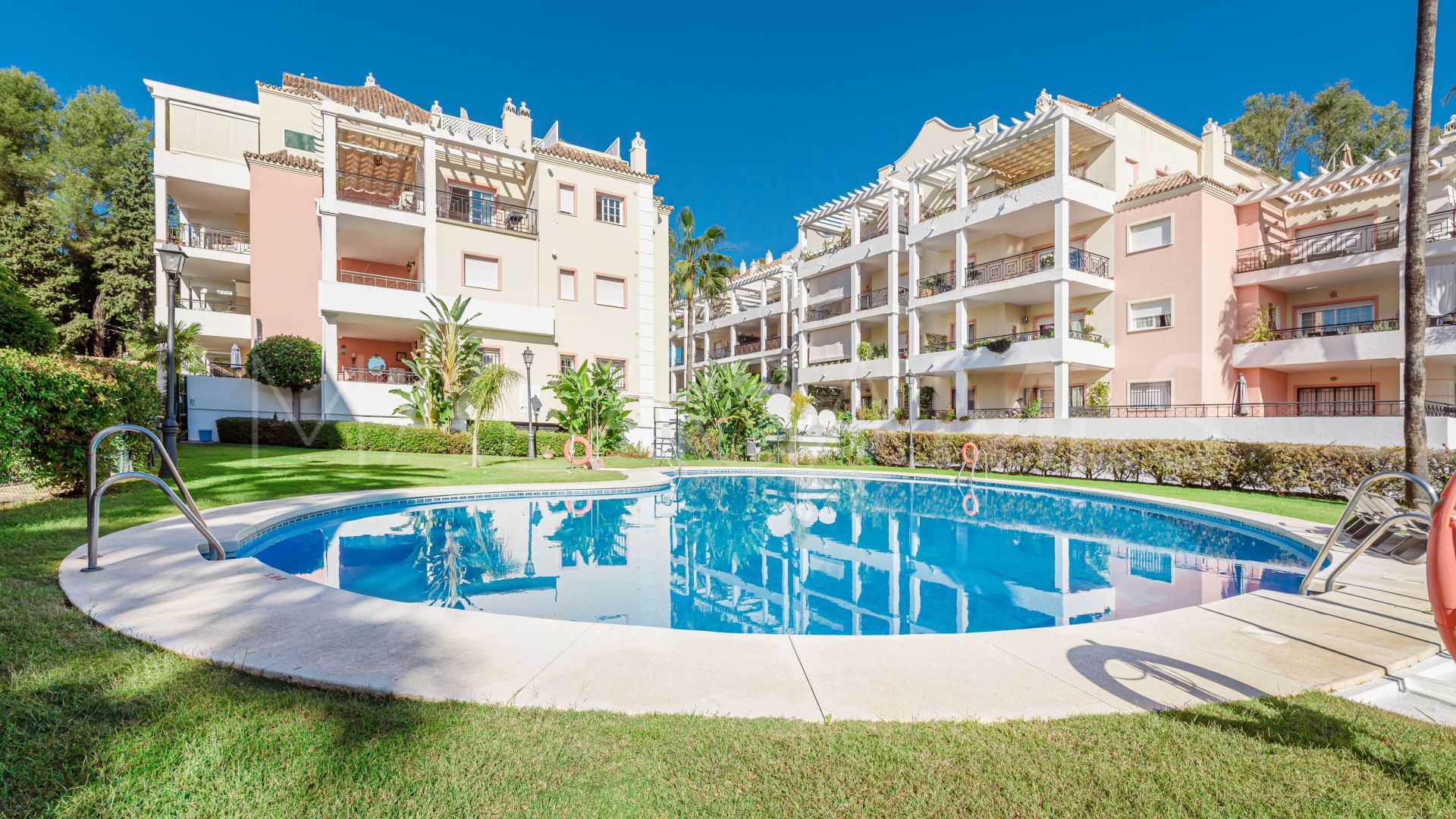 Wohnung for sale in River Garden