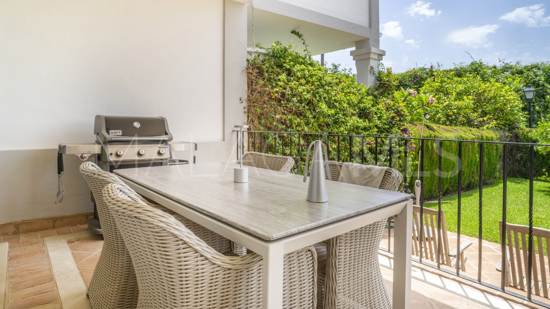 Aloha Real 3 bedrooms town house for sale