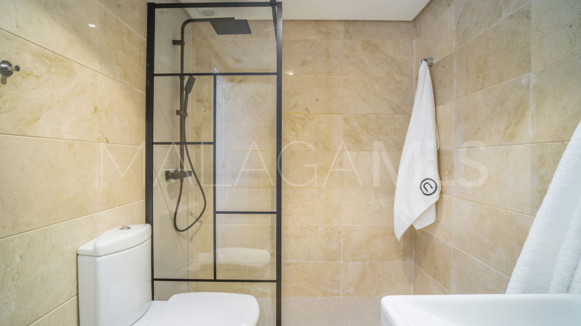 For sale La Dama de Noche 2 bedrooms ground floor apartment