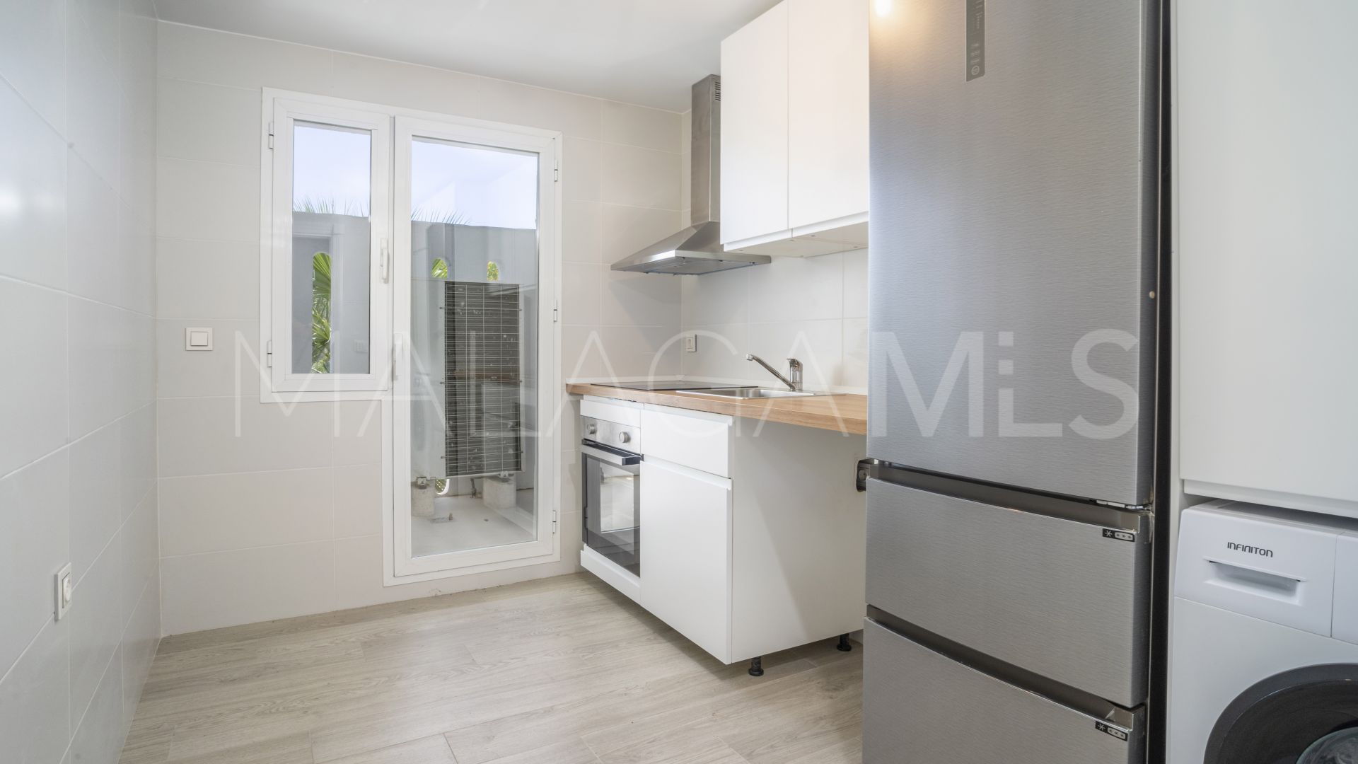 Atico duplex for sale in Los Naranjos de Marbella