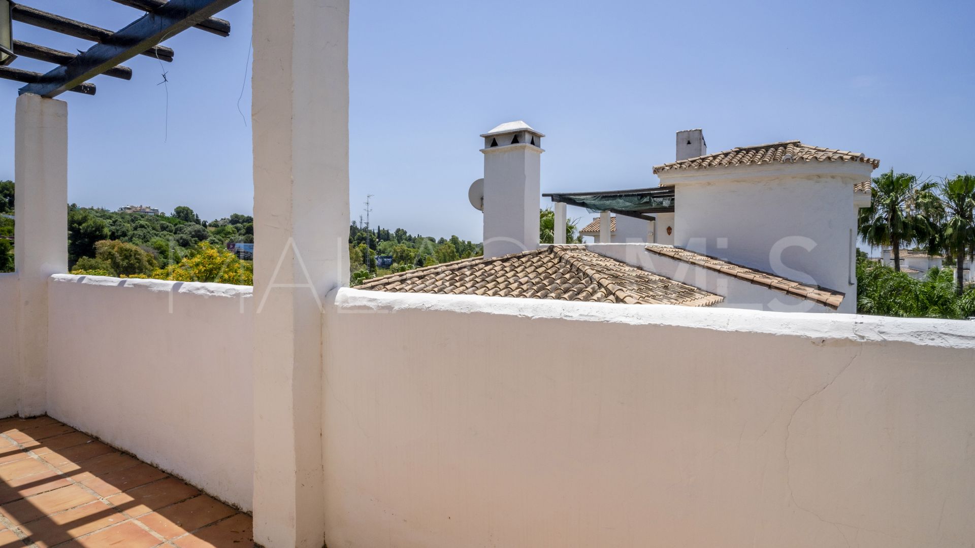 Atico duplex for sale in Los Naranjos de Marbella