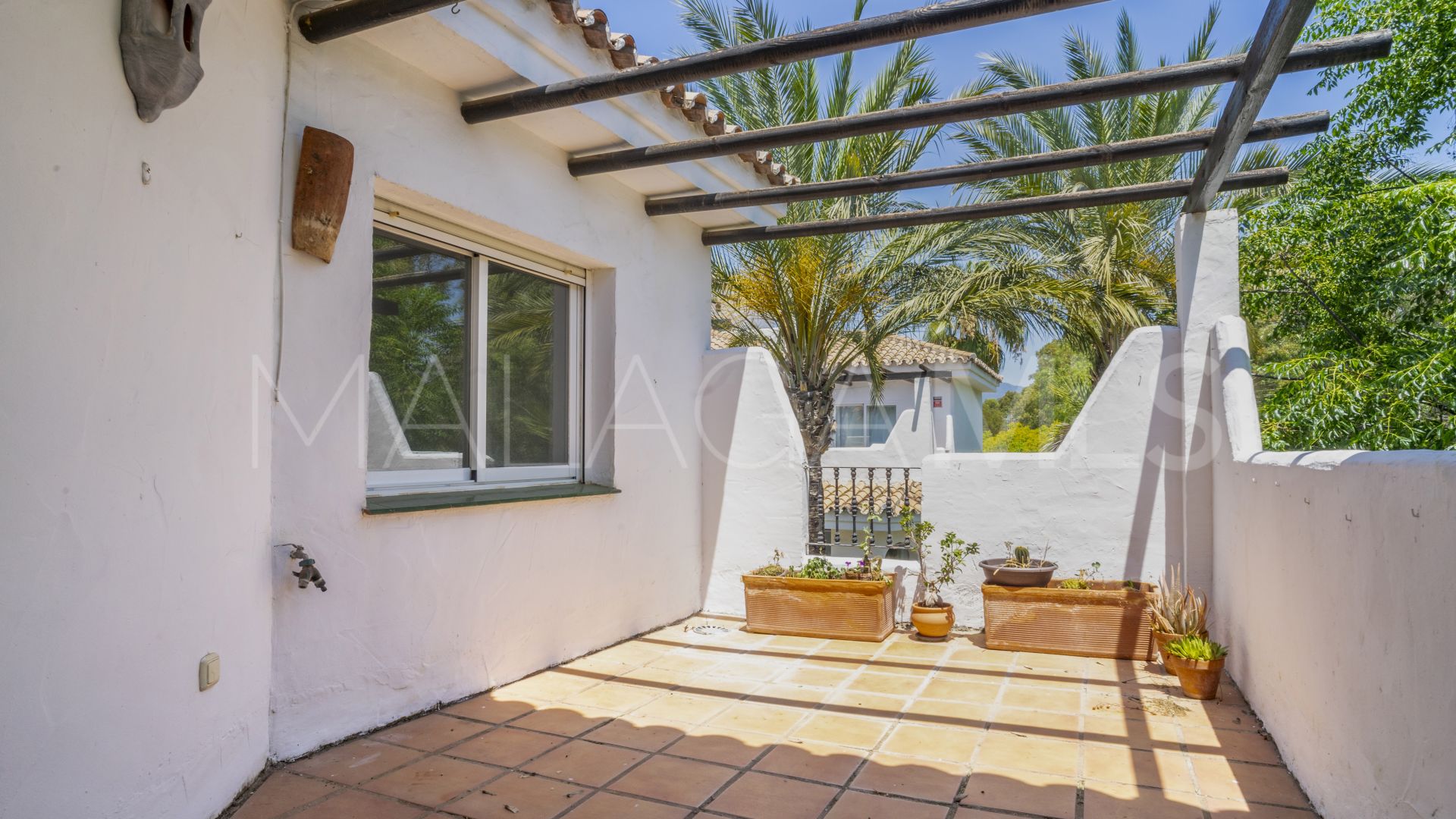 Atico duplex for sale in Los Naranjos de Marbella