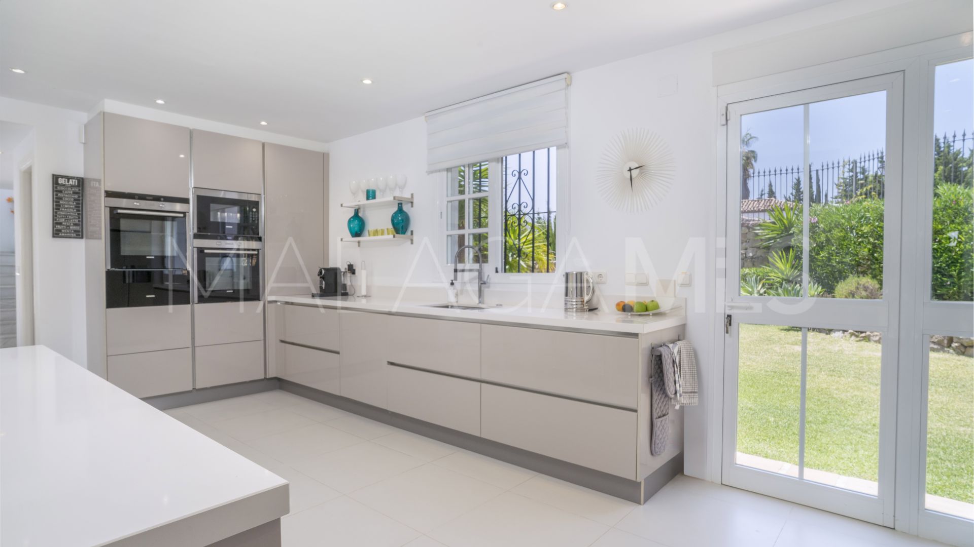 Villa for sale in Marbella Country Club