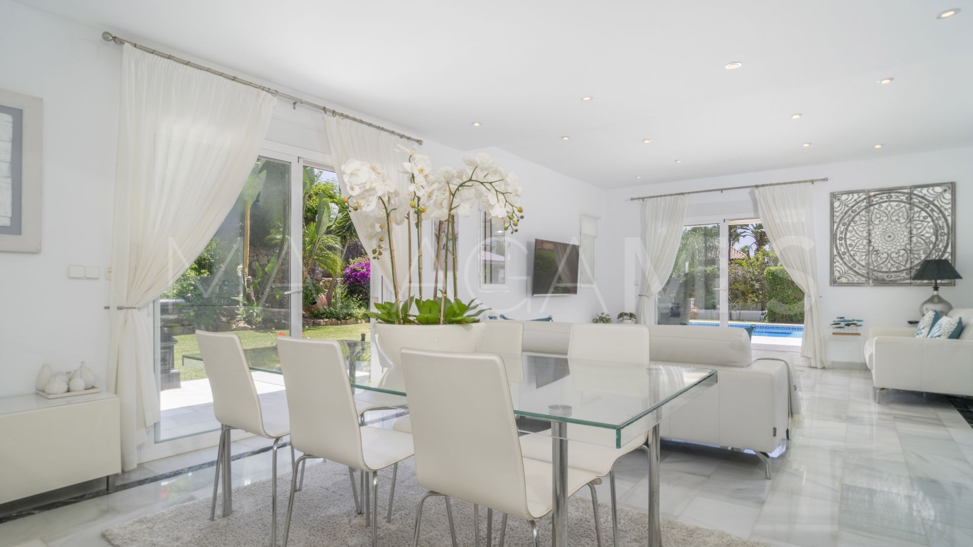 Villa for sale in Marbella Country Club