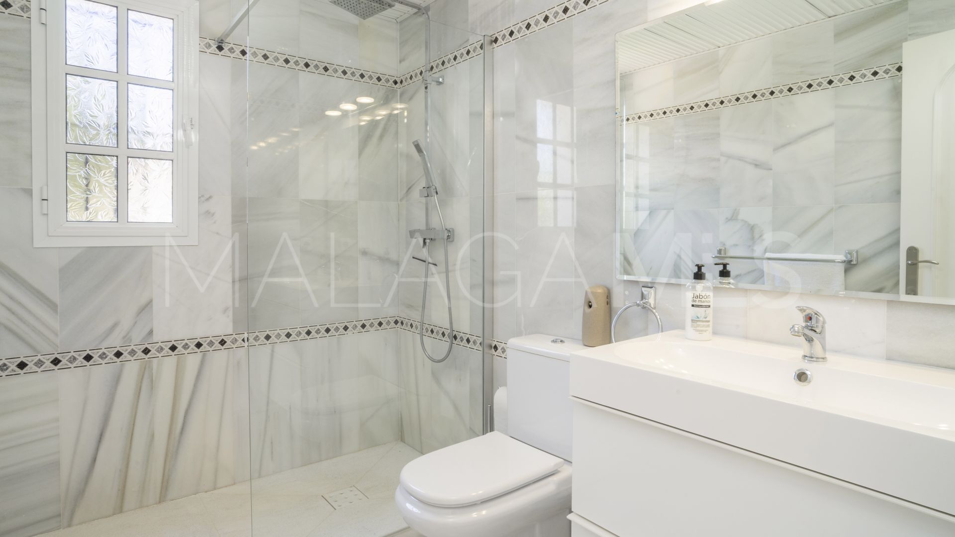 Villa for sale in Marbella Country Club