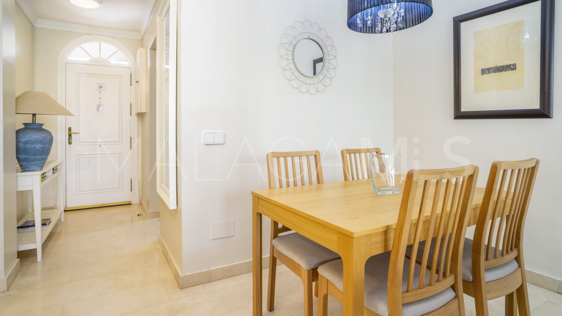 Erdgeschosswohnung for sale in Aloha Gardens