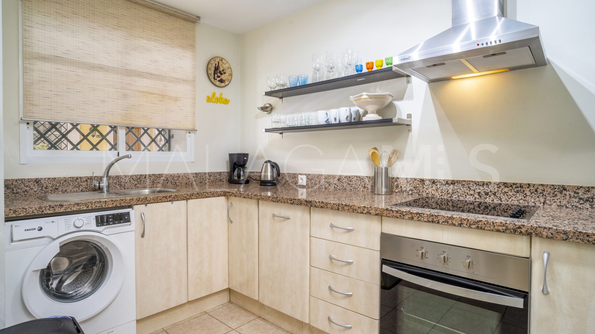 Erdgeschosswohnung for sale in Aloha Gardens