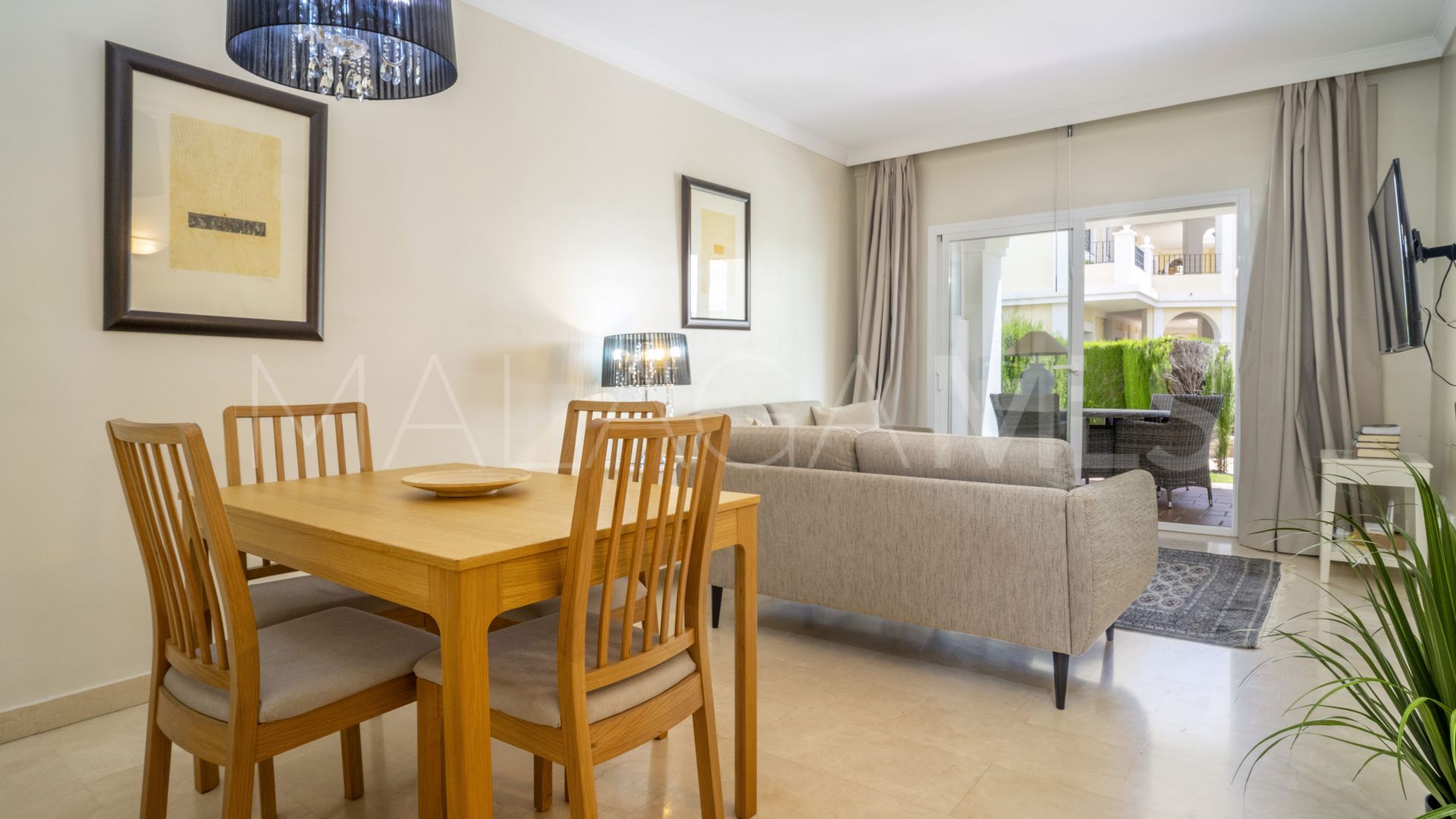Erdgeschosswohnung for sale in Aloha Gardens
