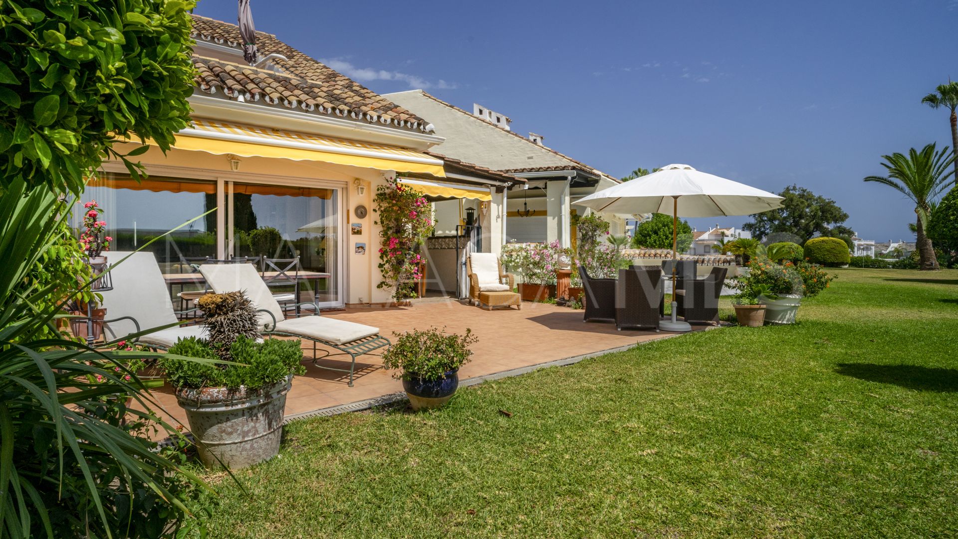 Radhus for sale in Altos de Aloha