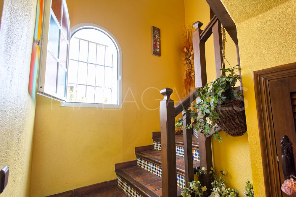 Radhus for sale in Benahavis Centro