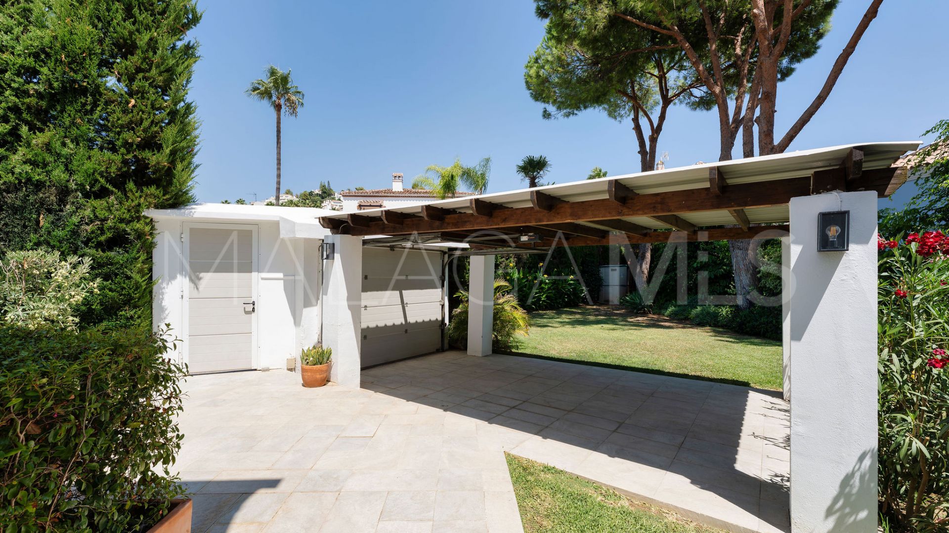 Villa for sale in Marbella Country Club