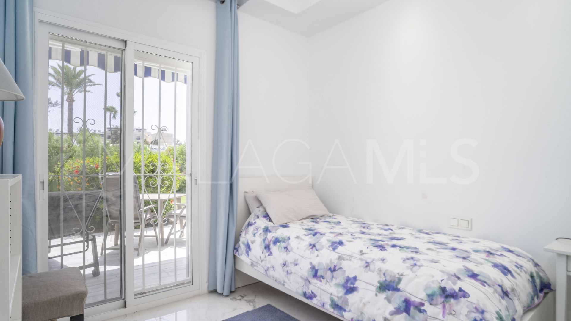 For sale Los Dragos ground floor apartment with 2 bedrooms