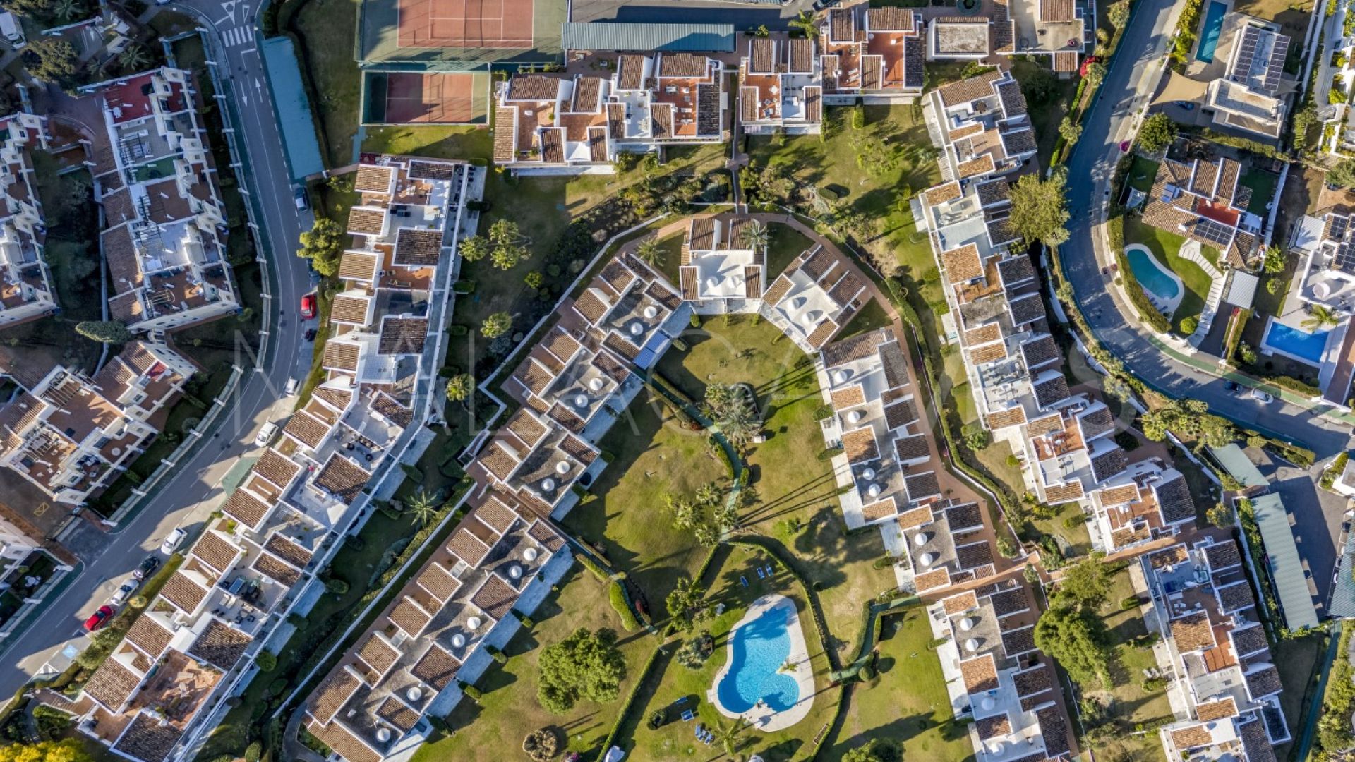For sale Los Dragos ground floor apartment with 2 bedrooms